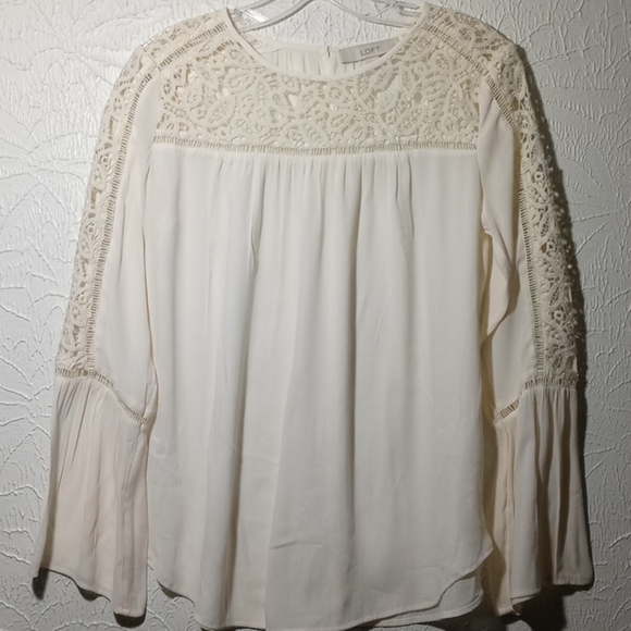LOFT Tops - LOFT: BLOUSE